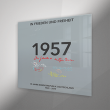 Laden Sie das Bild in den Galerie-Viewer, 1957 Acryldruck