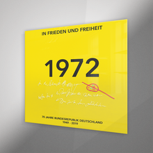 Laden Sie das Bild in den Galerie-Viewer, 1972 Acryldruck