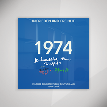 Laden Sie das Bild in den Galerie-Viewer, 1974 Acryldruck