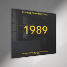 Laden Sie das Bild in den Galerie-Viewer, 1989 Acryldruck Schwarz