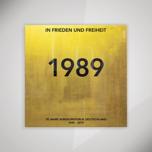 Laden Sie das Bild in den Galerie-Viewer, 1989 Acryldruck GOLD