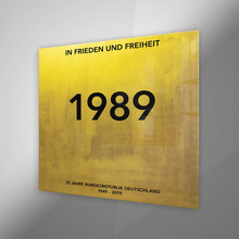 Laden Sie das Bild in den Galerie-Viewer, 1989 Acryldruck GOLD