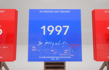 Laden Sie das Bild in den Galerie-Viewer, 1997