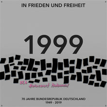 Laden Sie das Bild in den Galerie-Viewer, 1999